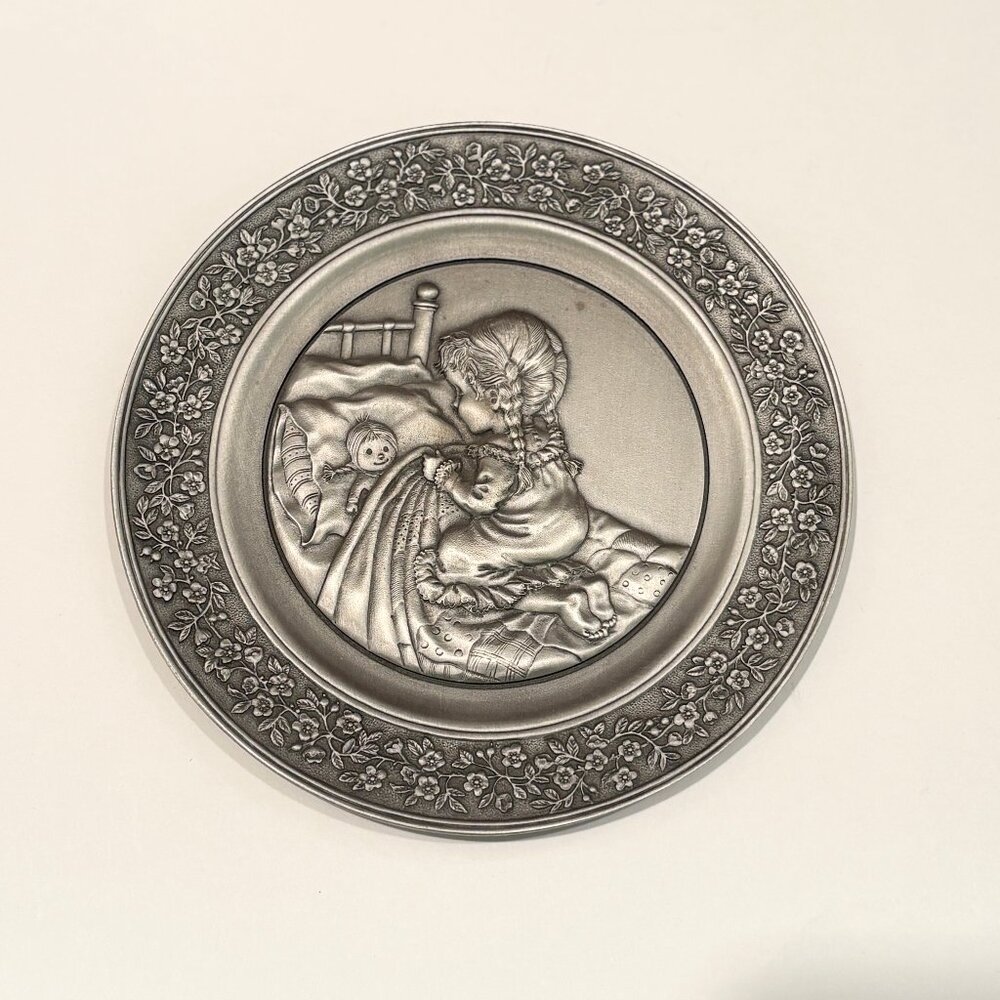 Vtg Hallmark Little Gallery pewter plate, 1979, in box